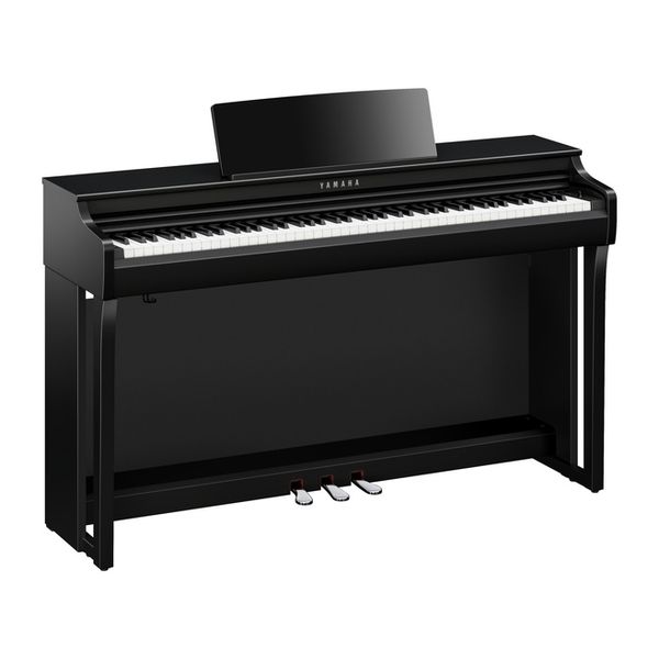 Test Yamaha CLP-825 PE Set: Essai complet du piano numérique haut de gamme